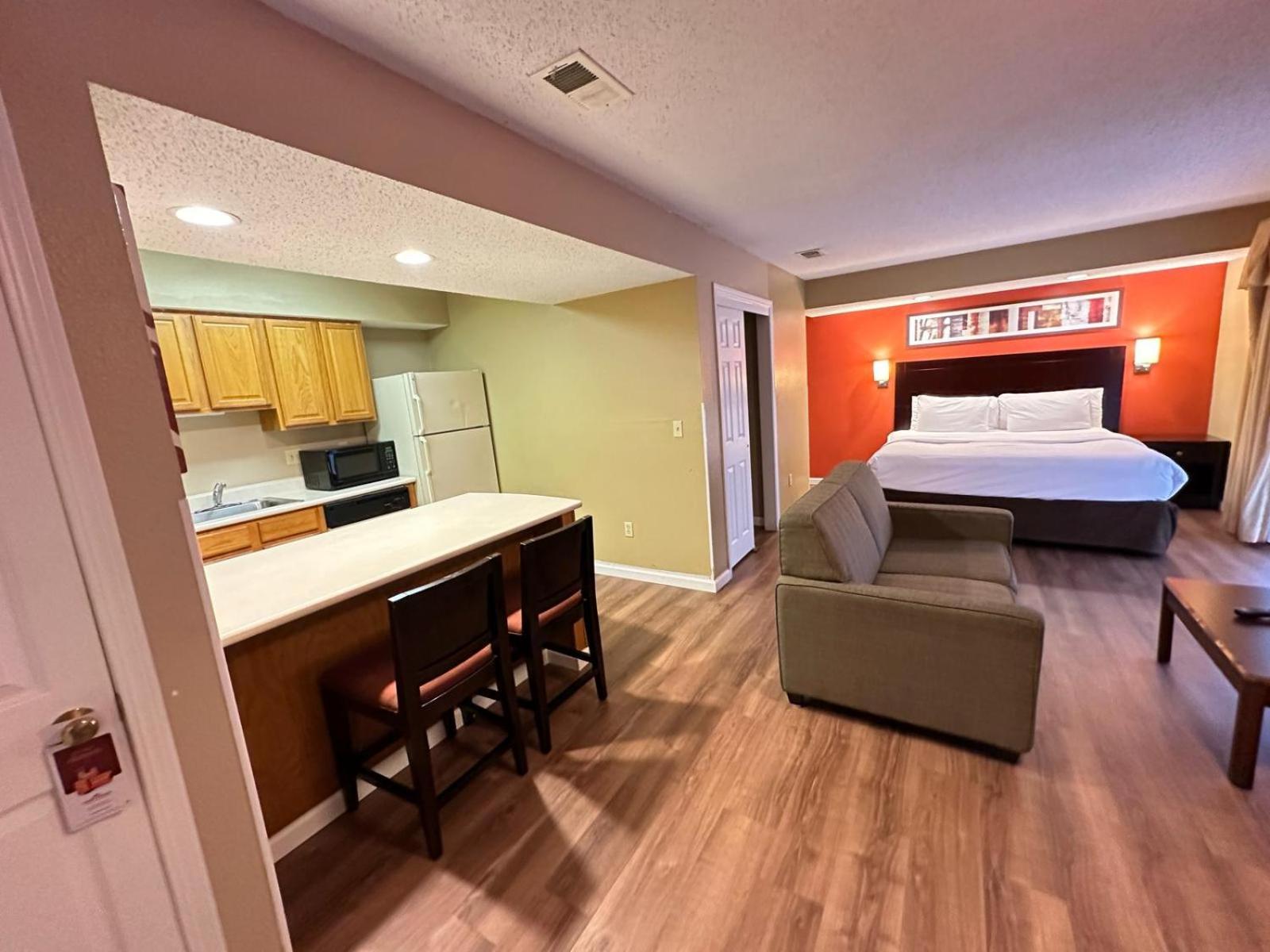 Hawthorn Extended Stay By Wyndham Wichita Exterior foto